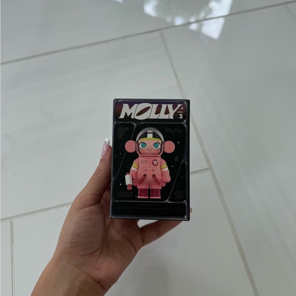 Mega Space Molly Series 3 OPEN BOX Tenderheart Bear - Picture 3 of 9